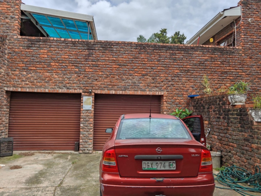 3 Bedroom Property for Sale in Nahoon Valley Park Eastern Cape